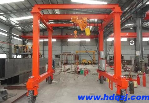 輪胎龍門吊發(fā)電機(jī)組負(fù)荷太重時(shí)，推動機(jī)的轉(zhuǎn)數(shù)是不是會減緩?