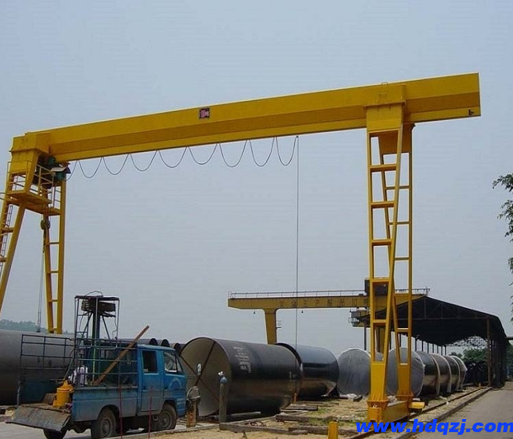 MGH型電動(dòng)葫蘆雙梁門式起重機(jī)